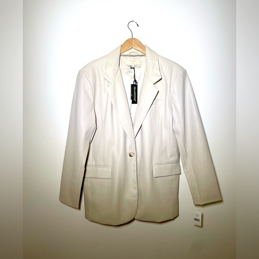NWT BLANKNYC vegan leather nude tan blazer L